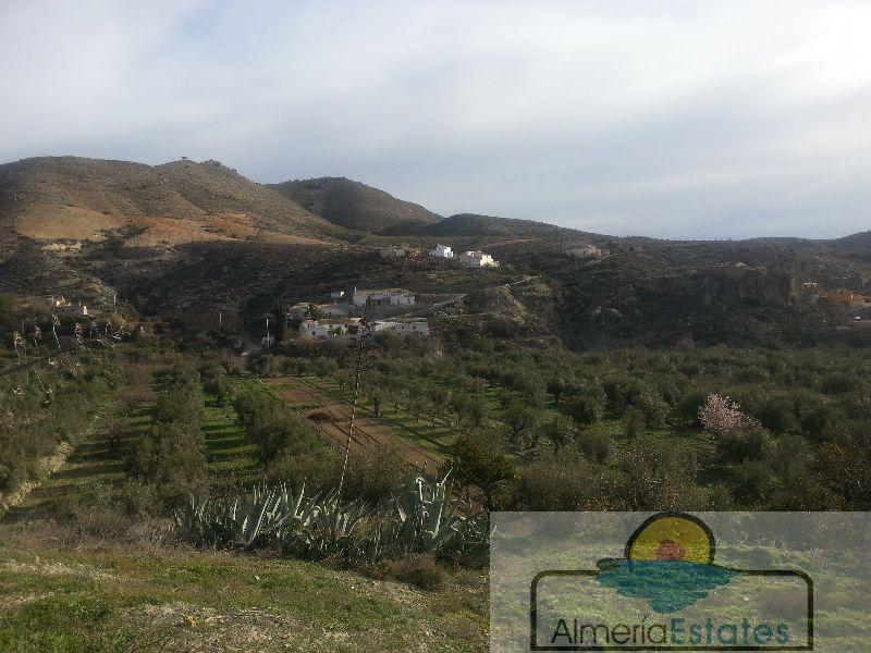 Venta de casa en Oria