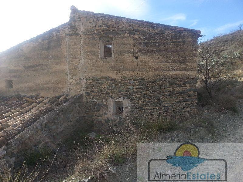 Venta de casa en Oria