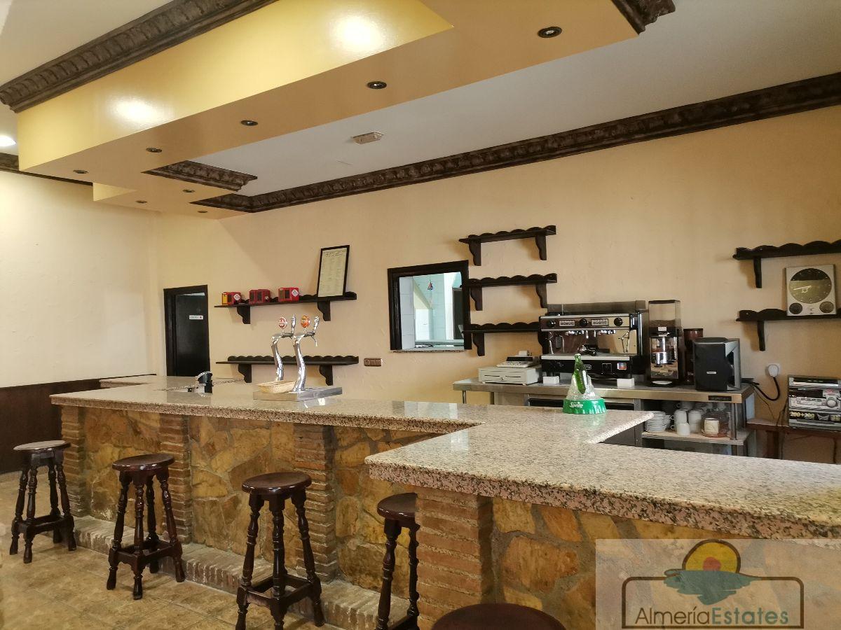 For sale of premises in Cantoria