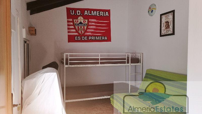 For sale of house in Albánchez