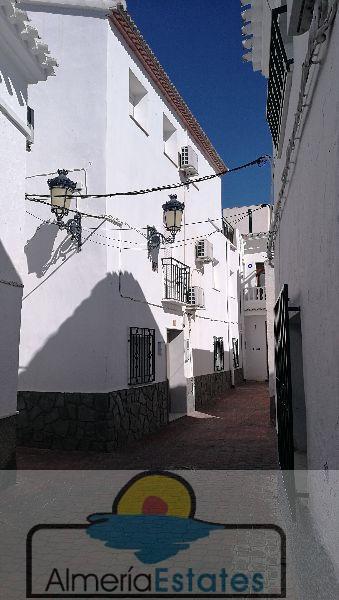 For sale of house in Albánchez