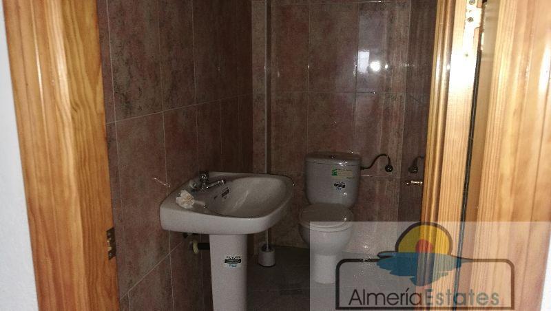 For rent of premises in Albox