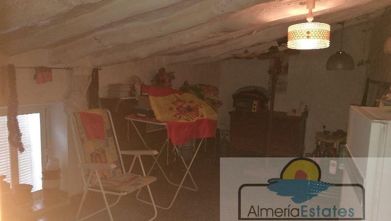 Venta de casa en Oria