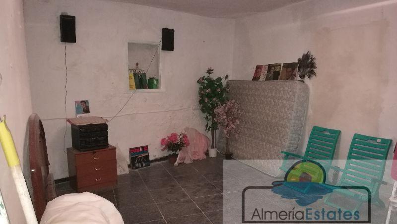 Venta de casa en Oria