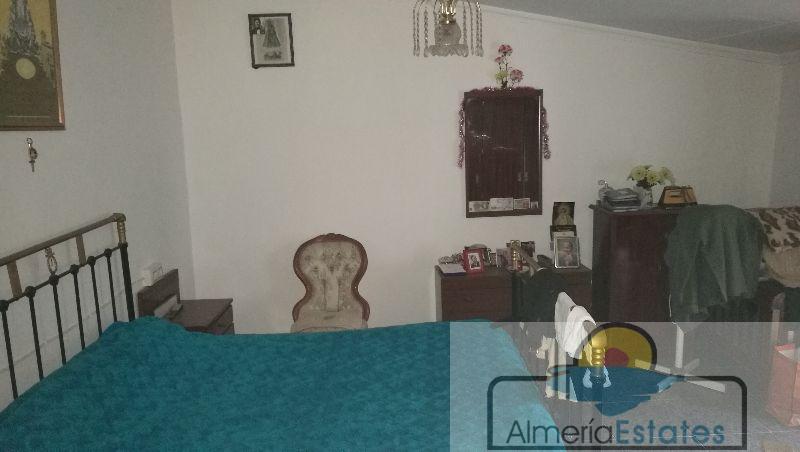 Venta de casa en Oria