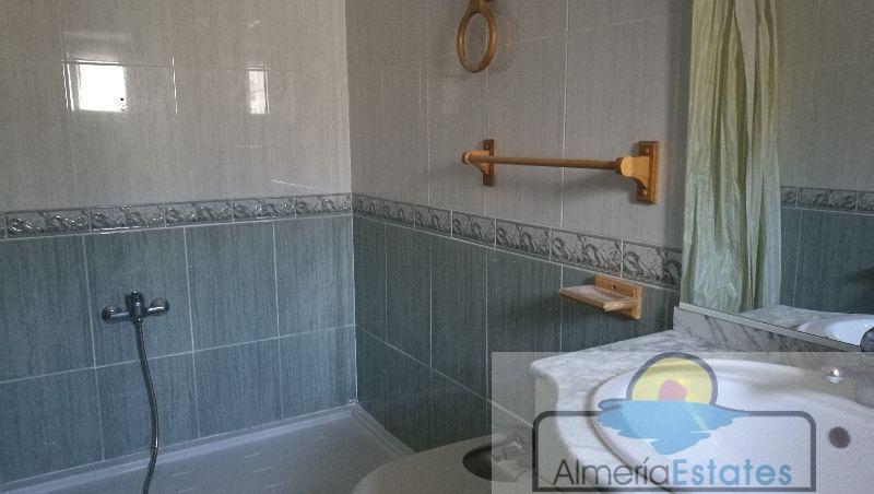 Venta de casa en Oria