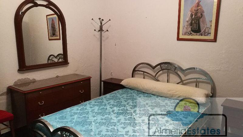 Venta de casa en Oria