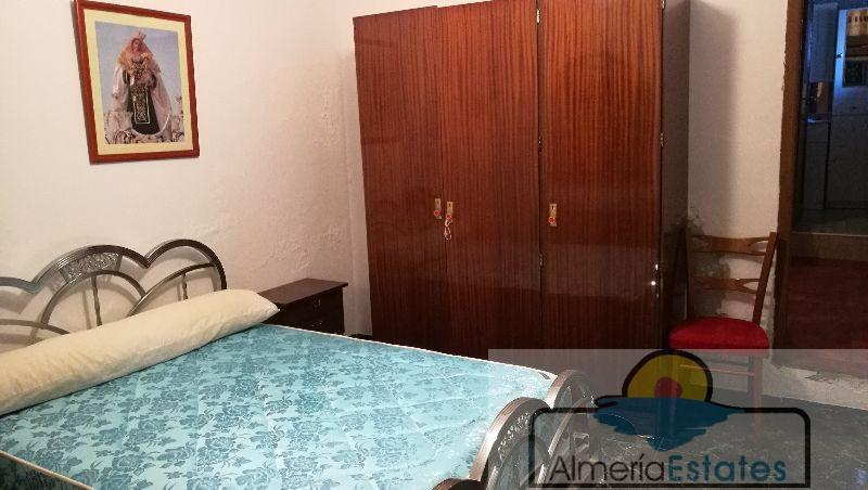 Venta de casa en Oria