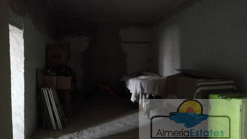 Venta de casa en Oria