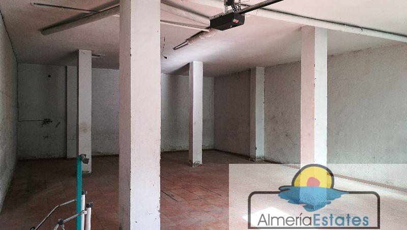 For rent of premises in Albox