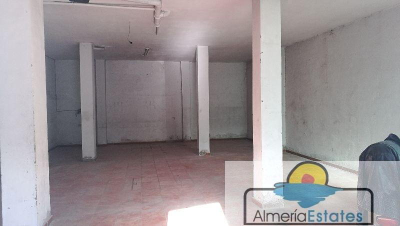 For rent of premises in Albox