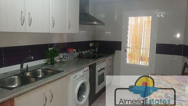 For sale of house in Urrácal