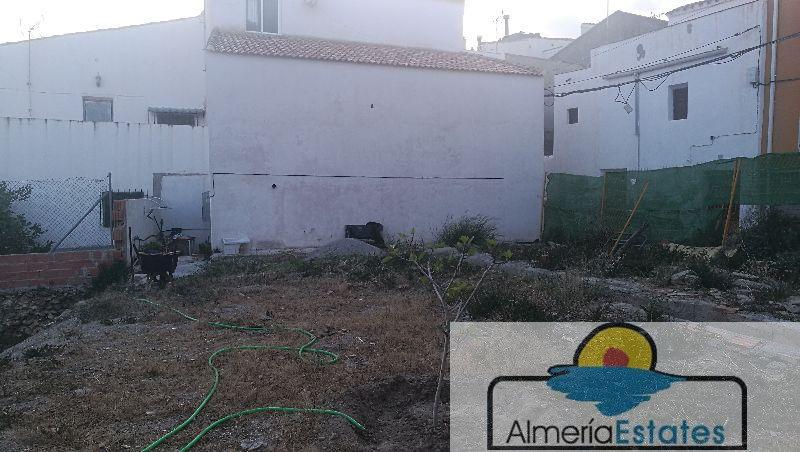 For sale of house in Urrácal