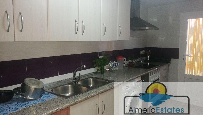 For sale of house in Urrácal