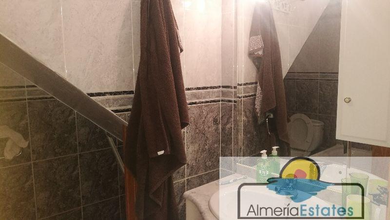 For sale of house in Urrácal