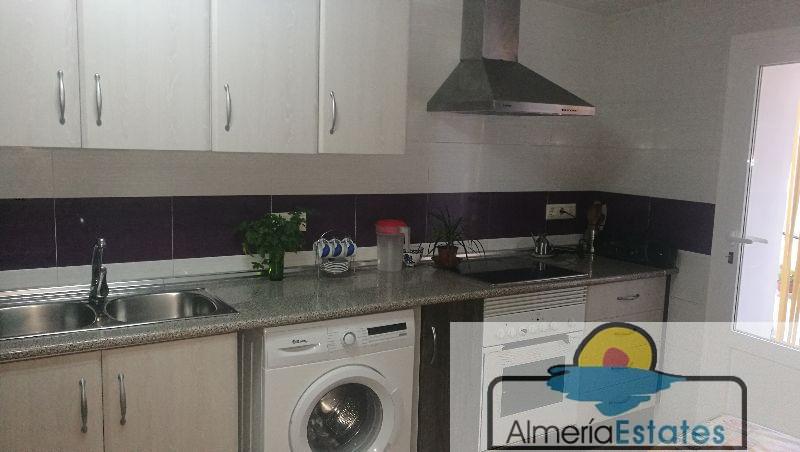 For sale of house in Urrácal