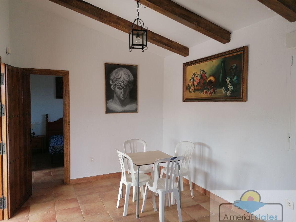 For sale of villa in Somontín