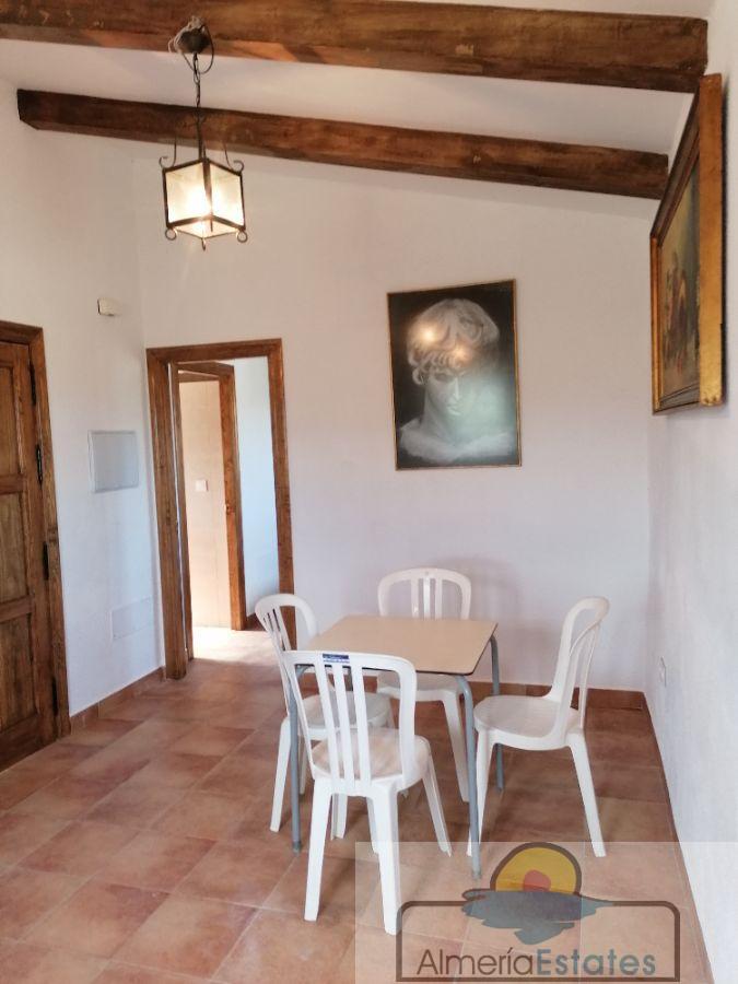 For sale of villa in Somontín