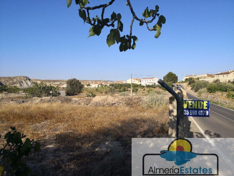 Venta de terreno en Arboleas