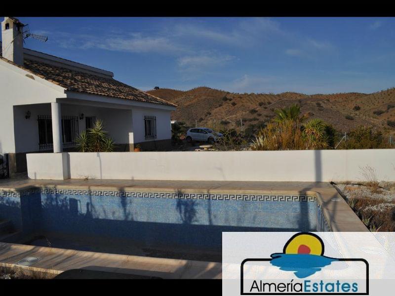 Venta de villa en Albox