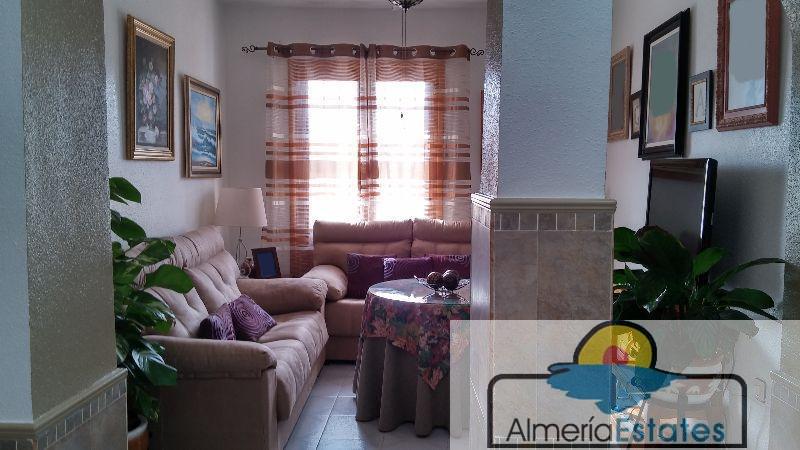 For sale of villa in Cantoria