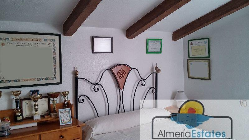 For sale of villa in Cantoria
