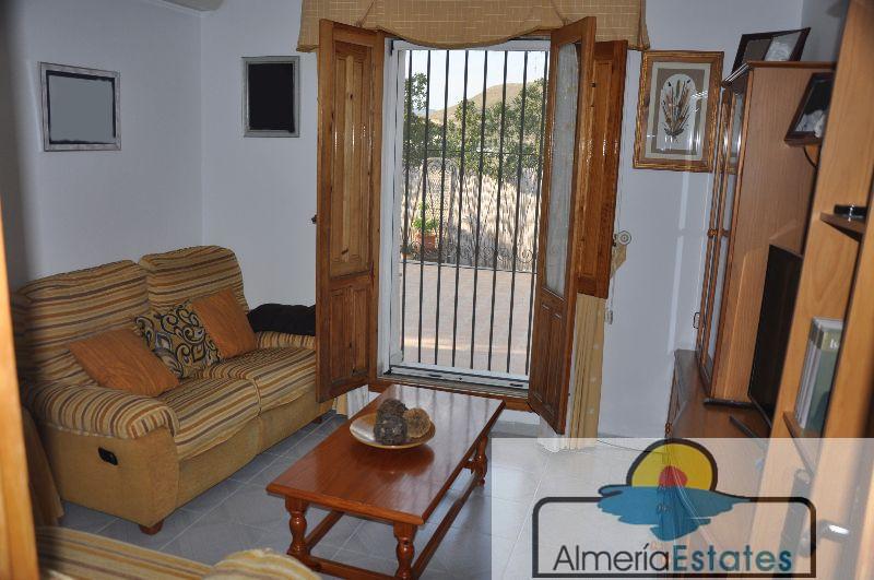 For sale of villa in Cantoria