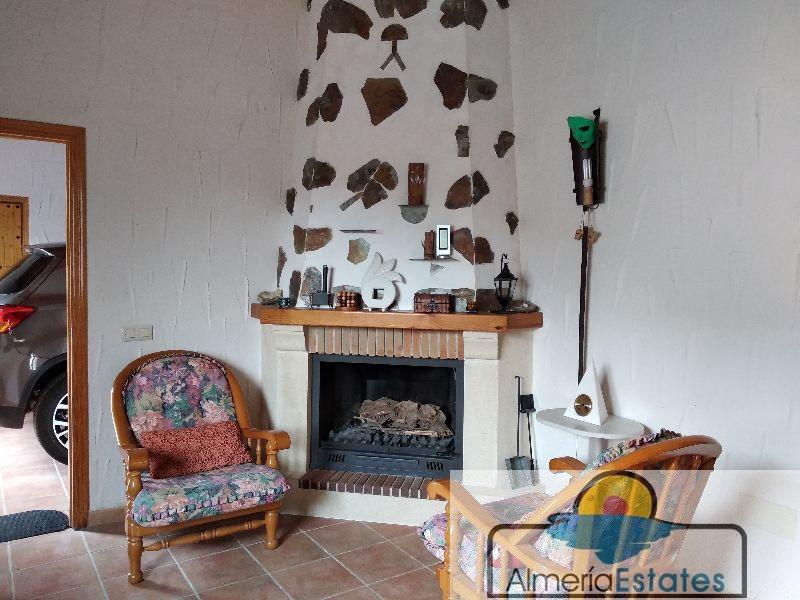 For sale of villa in Cantoria
