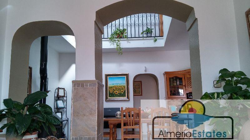 For sale of villa in Cantoria