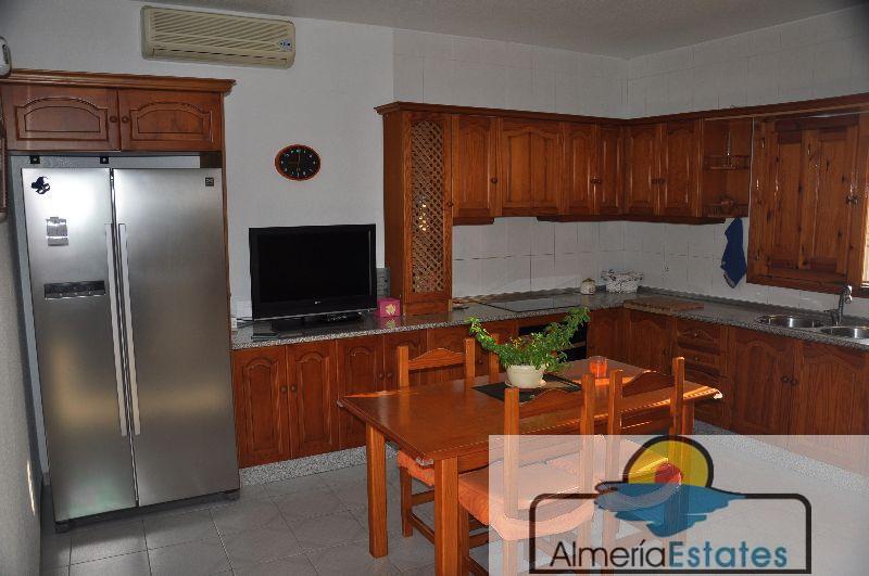 For sale of villa in Cantoria