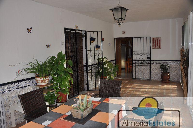 For sale of villa in Cantoria