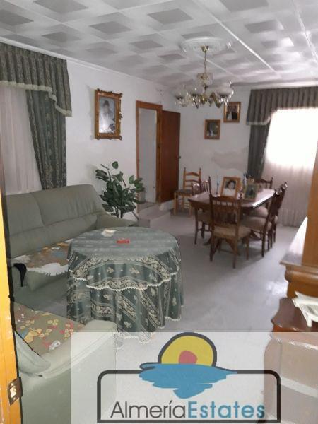 Venta de finca rústica en Oria