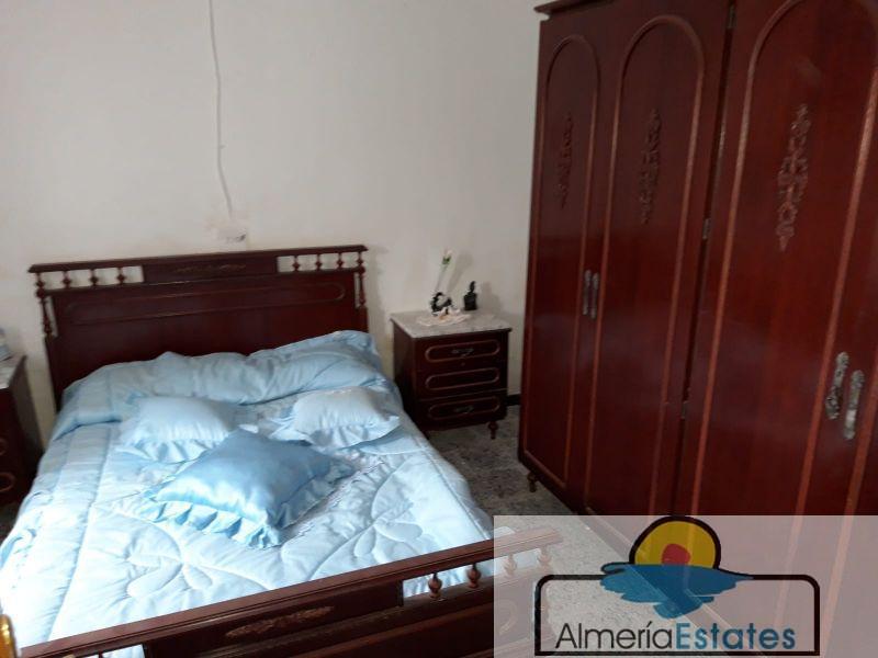 Venta de finca rústica en Oria