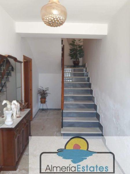 Venta de casa en Cúllar