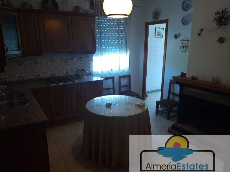 Venta de casa en Cúllar