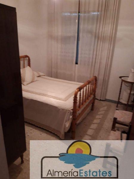 Venta de casa en Cúllar