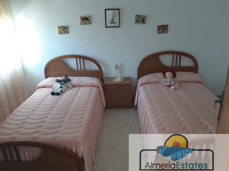 Venta de casa en Cúllar