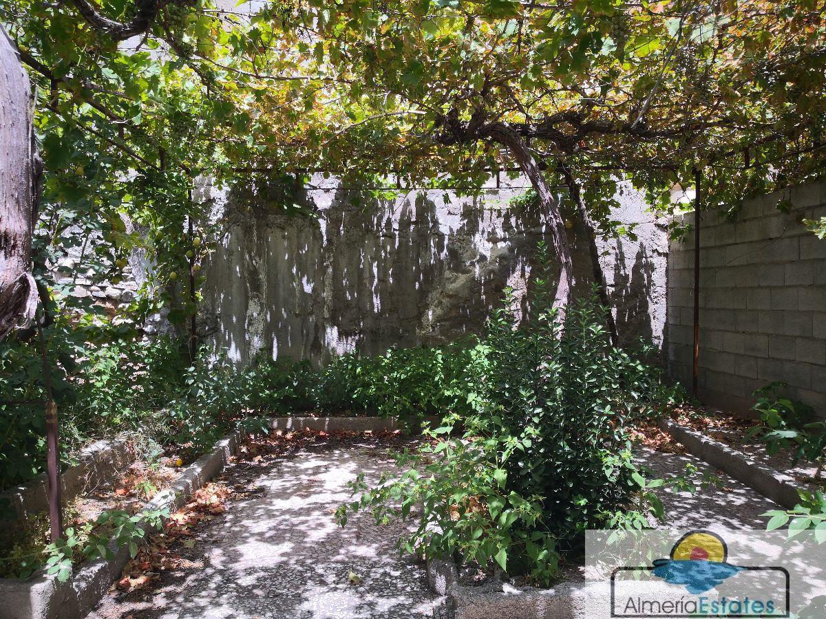 Venta de casa en Cantoria