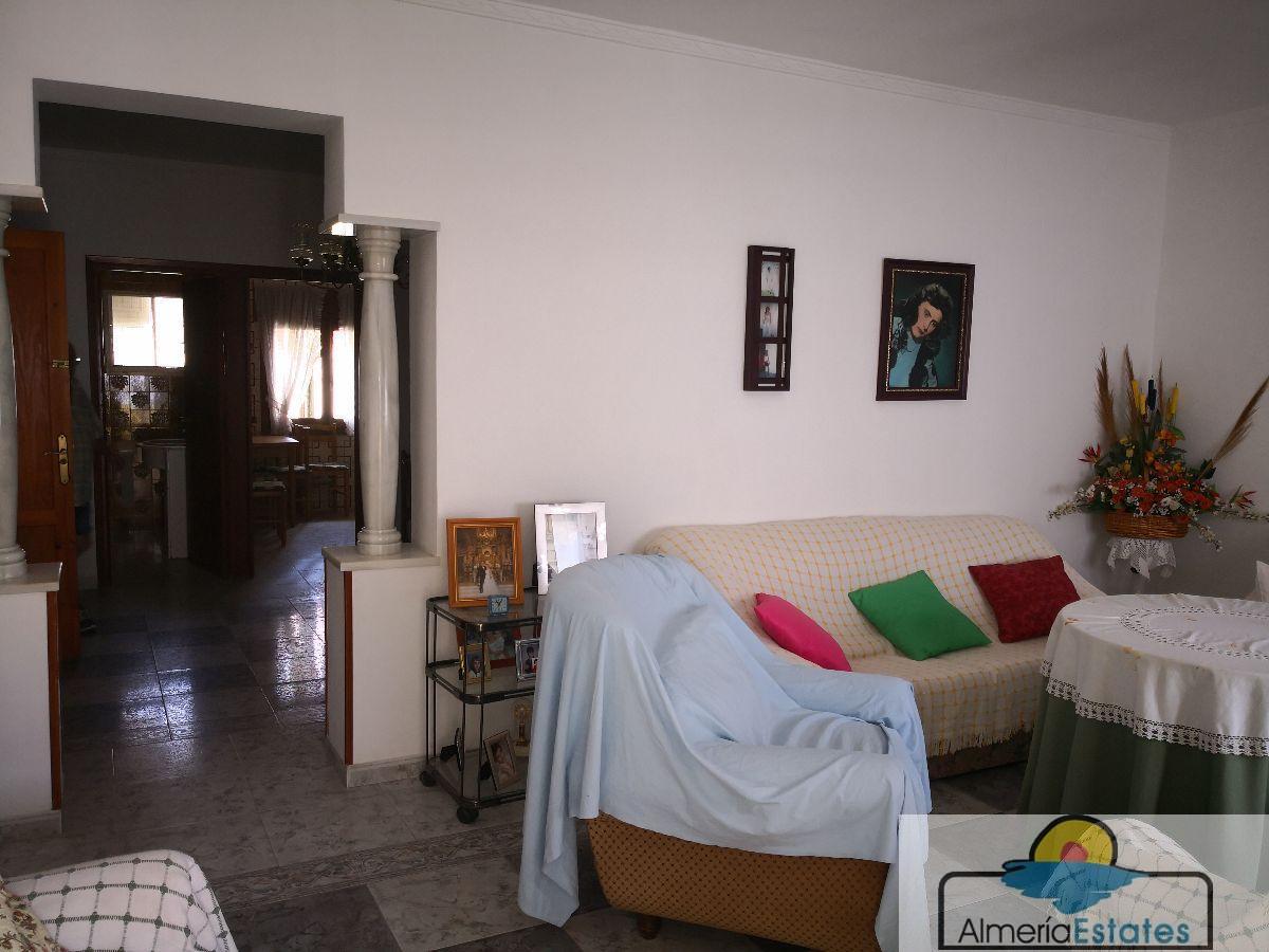 Venta de casa en Cantoria