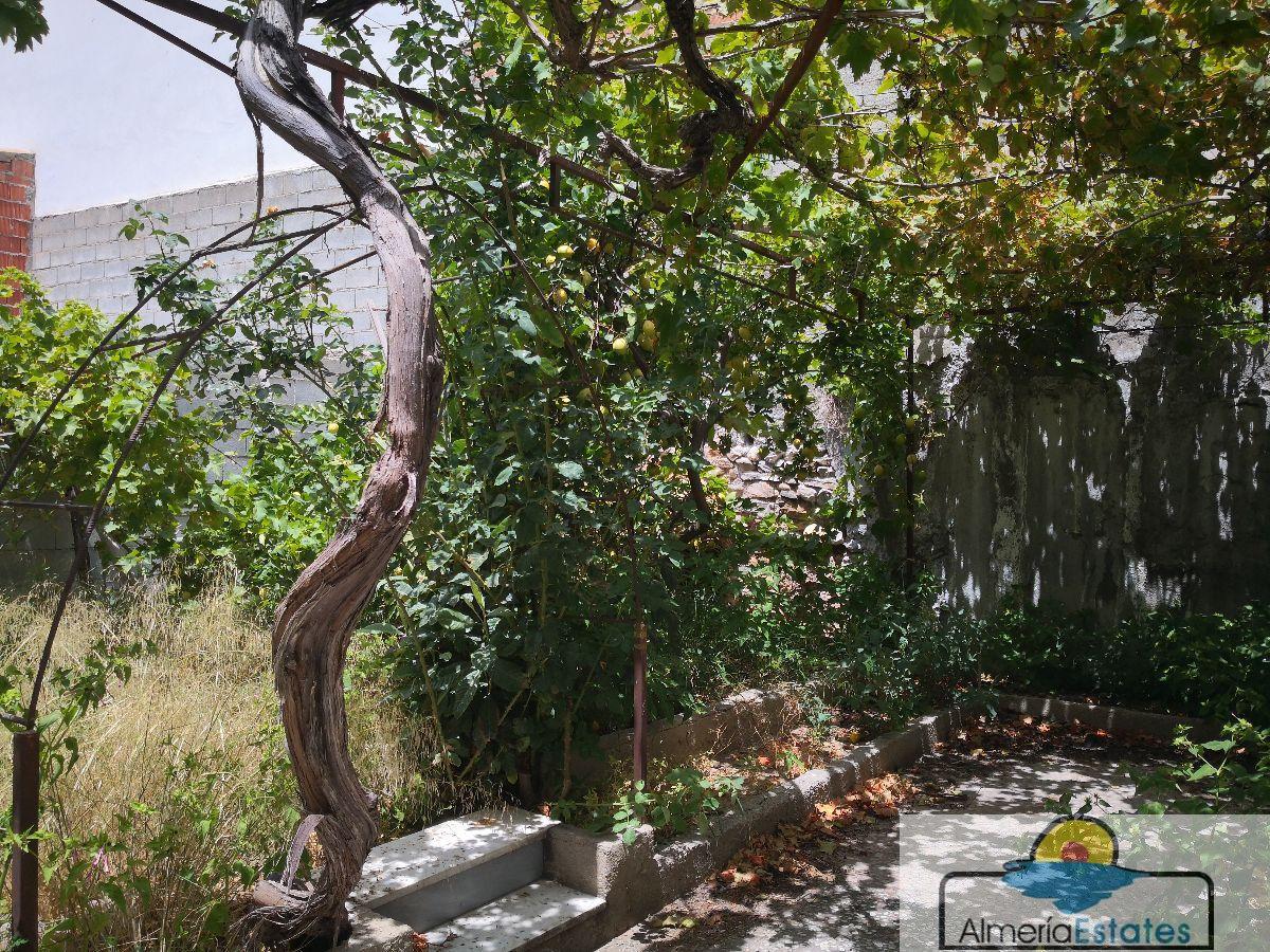 Venta de casa en Cantoria