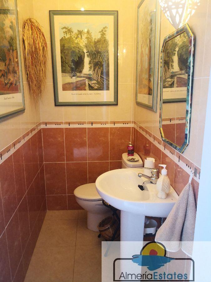 Venta de villa en Zurgena