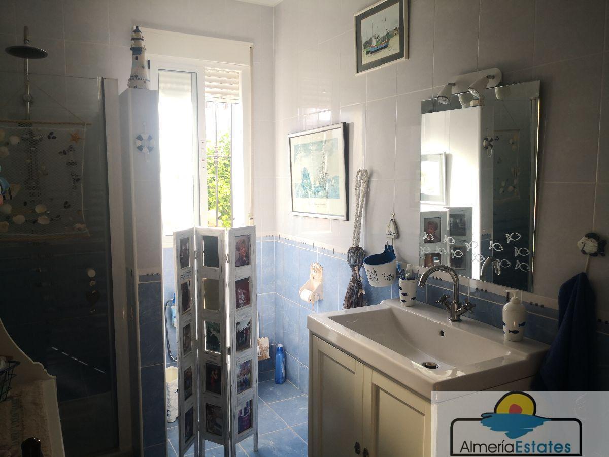 Venta de villa en Zurgena