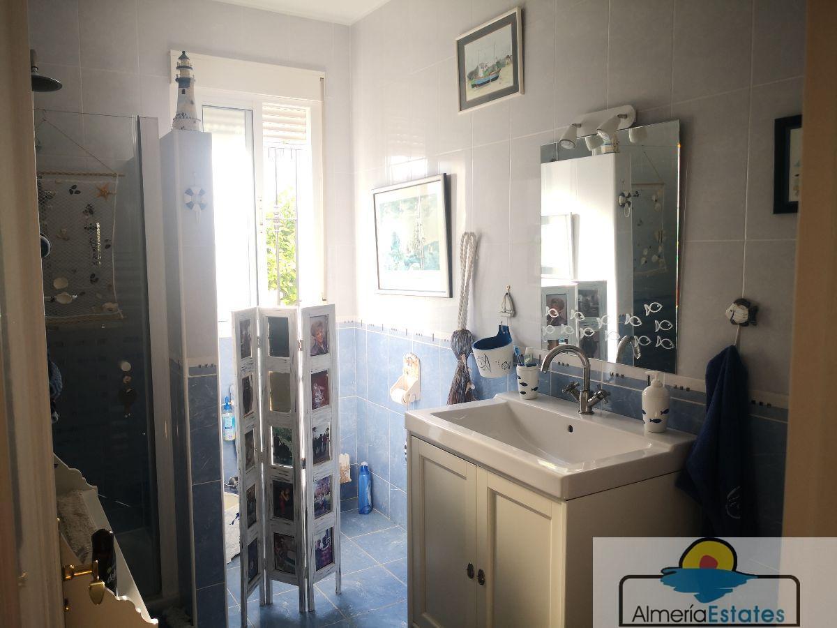 Venta de villa en Zurgena