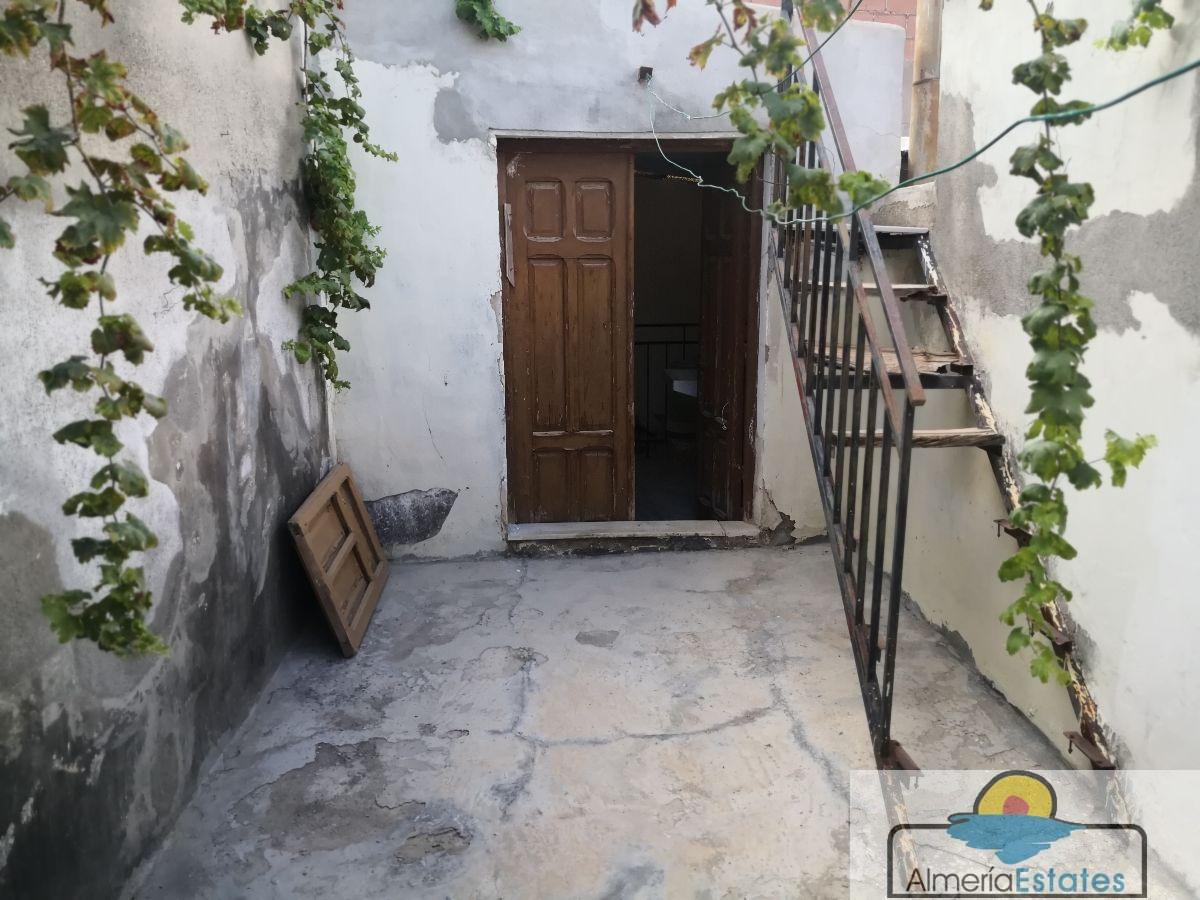 For sale of house in Olula del Río