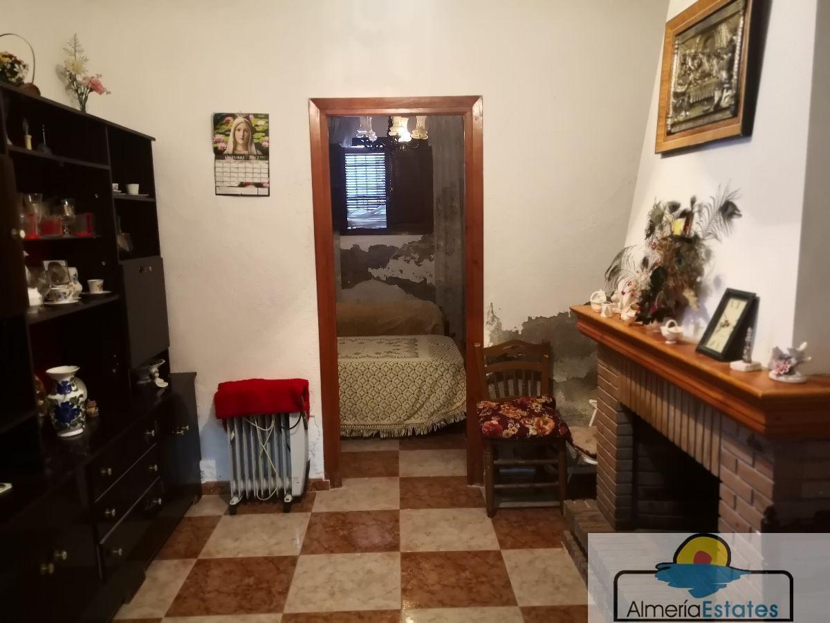 For sale of house in Olula del Río