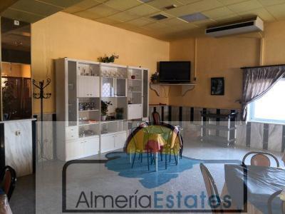 Venta de hotel en Olula del Río