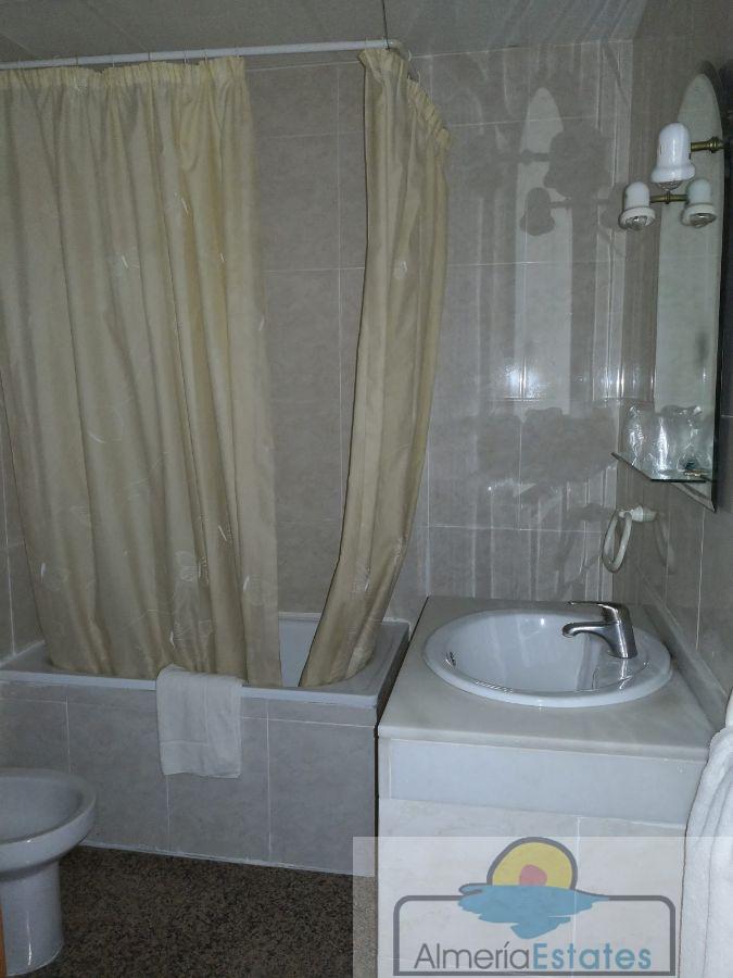 Venta de hotel en Olula del Río