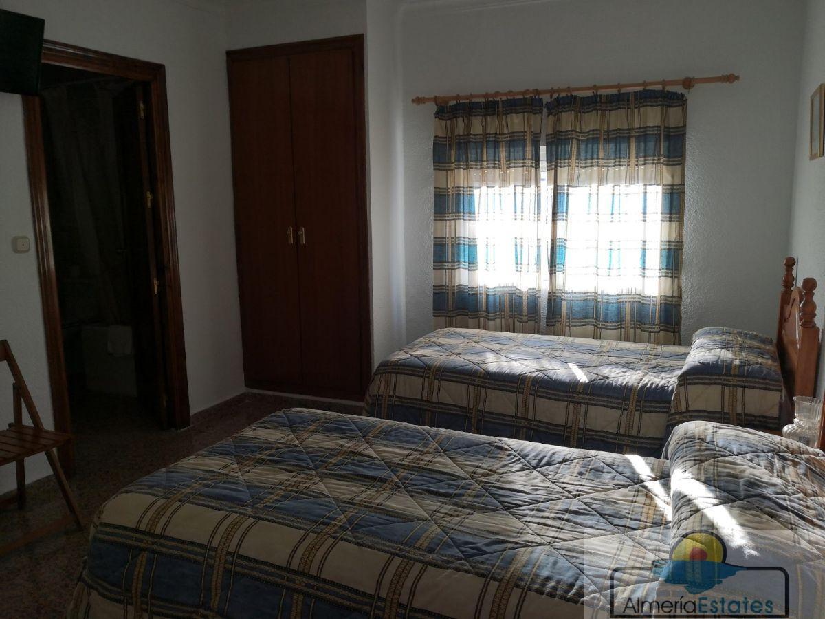 Venta de hotel en Olula del Río