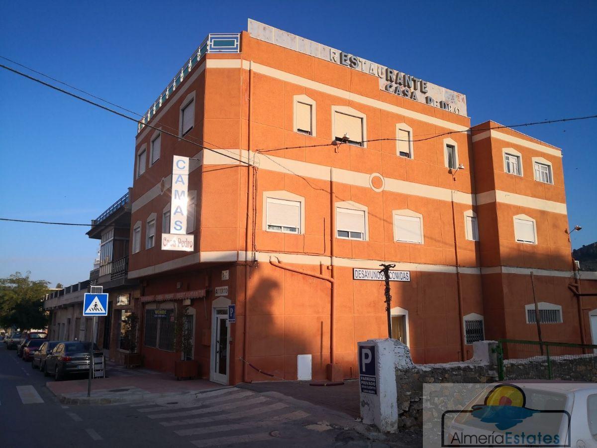 Venta de hotel en Olula del Río