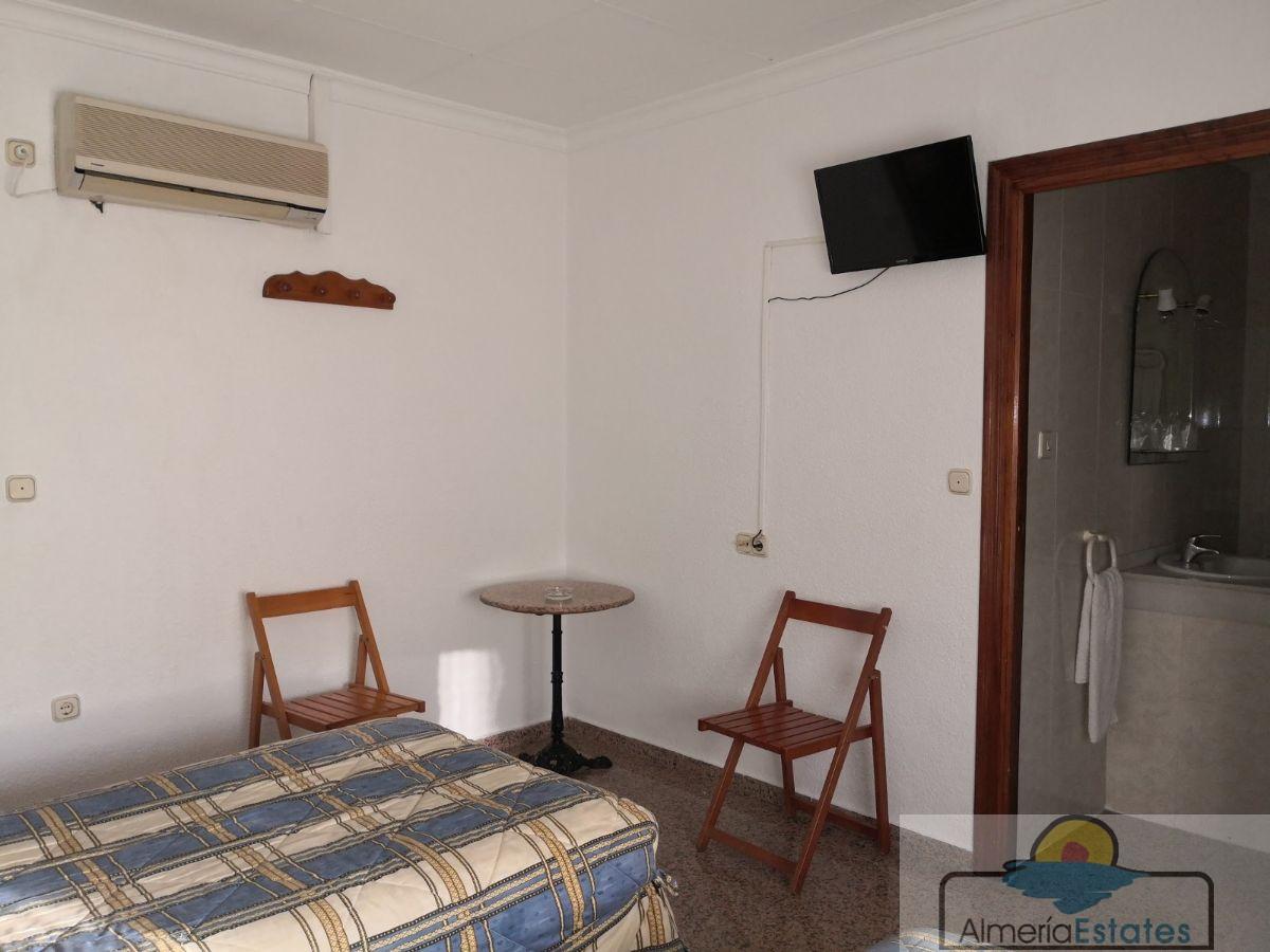 Venta de hotel en Olula del Río